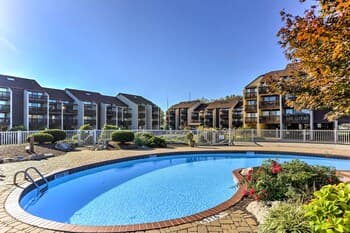 Waterfront Port Clinton Condo w/ Pool Access!