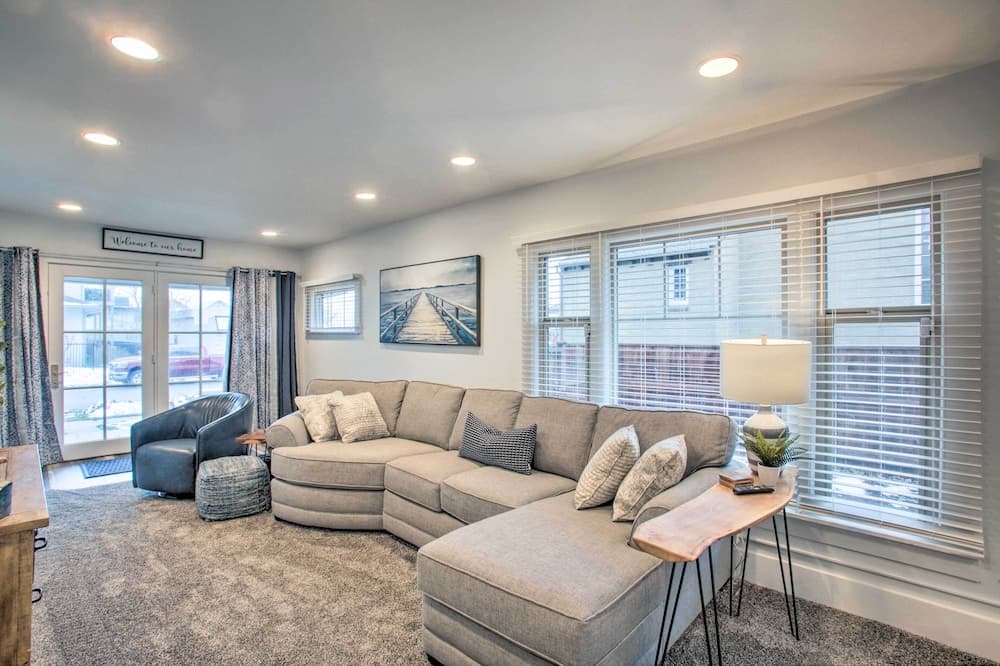 Downtown CDA Home - Premium Walkable Location!