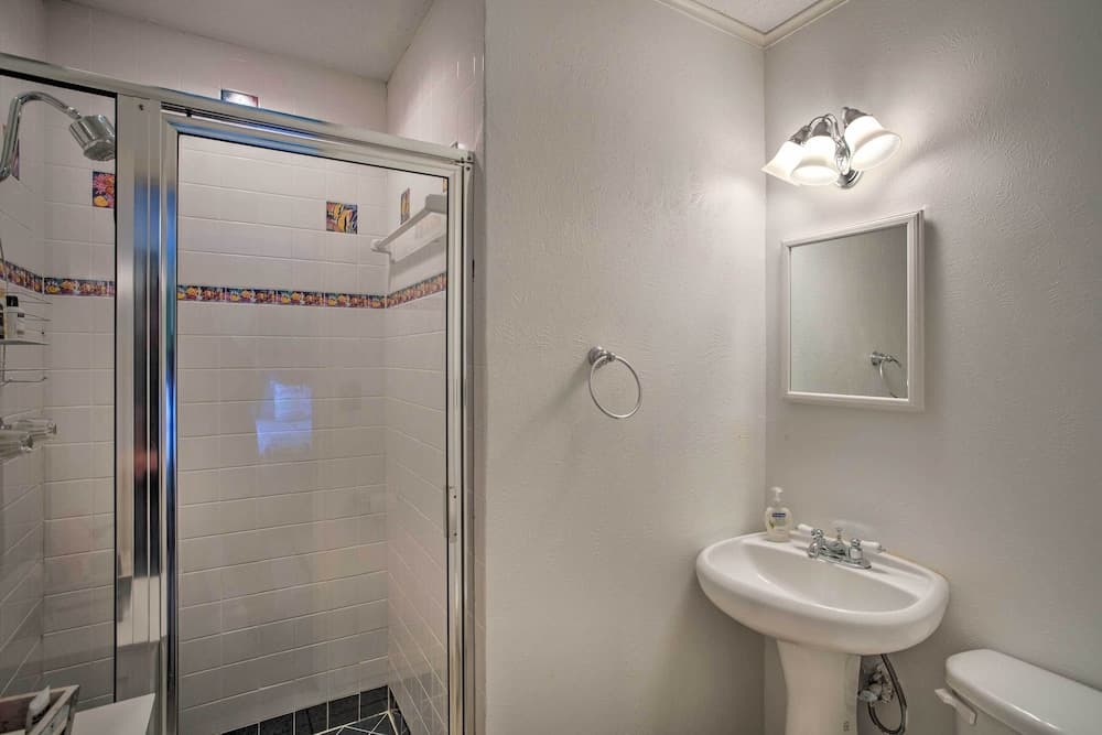 Dock & Fire Pit: Waterfront Cedar Creek Lake Home