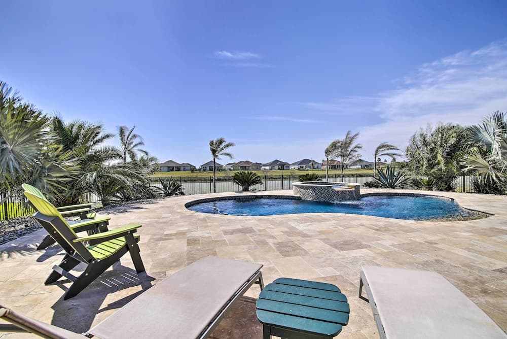 Laguna Vista Resort-style Home, Private Pool & Spa