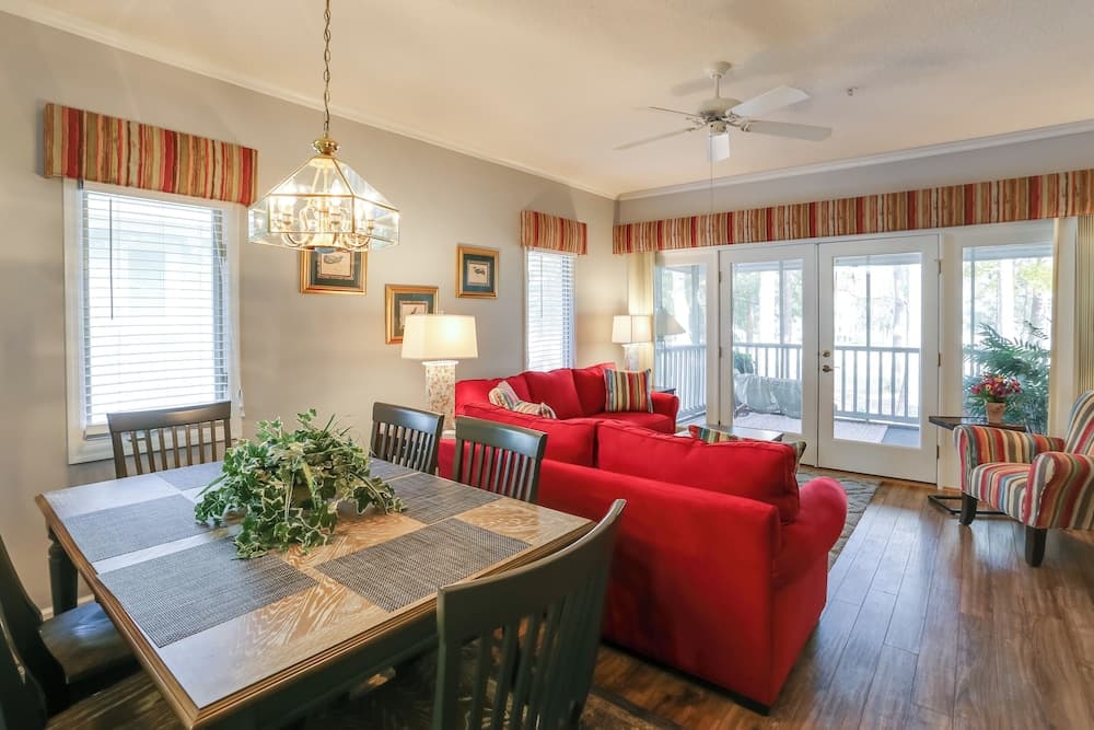Swim, Golf & Relax: Myrtle Beach Unit in Tidewater