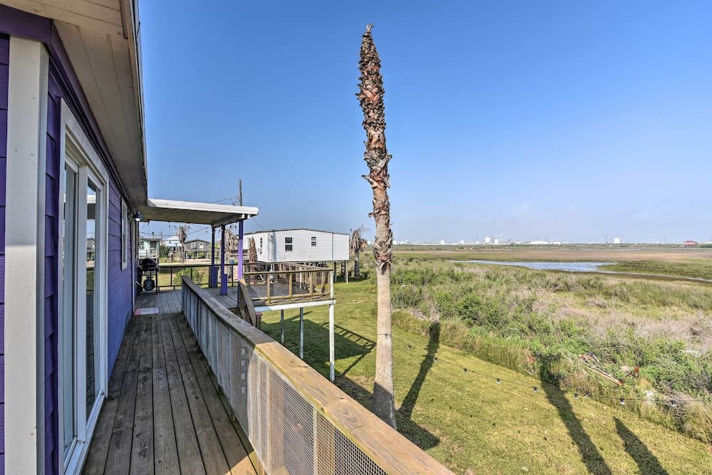 4 Blocks to Ocean: Water-view Surfside Beach Home!