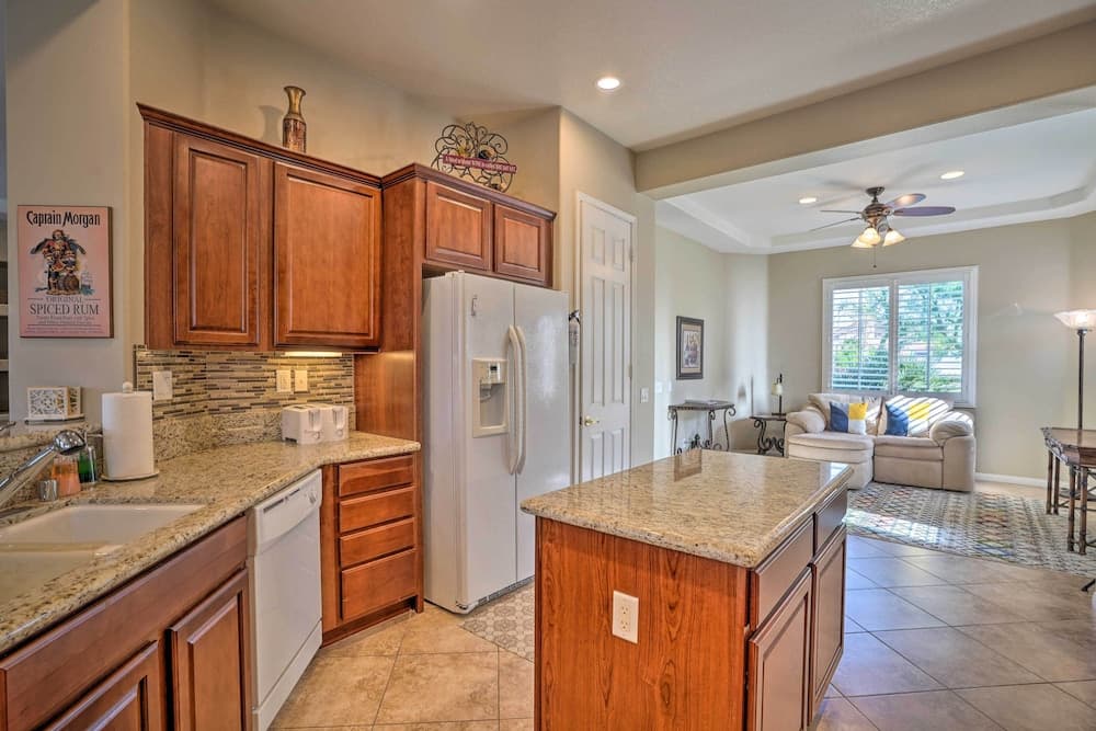 6 Mi to Coachella: Updated Home w/ Pool & Spa