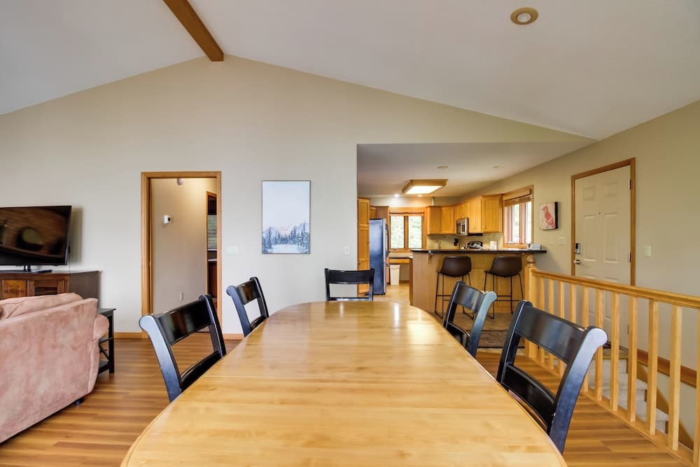 Sandy Beach Family Getaway w/ Fire Pit & Deck!