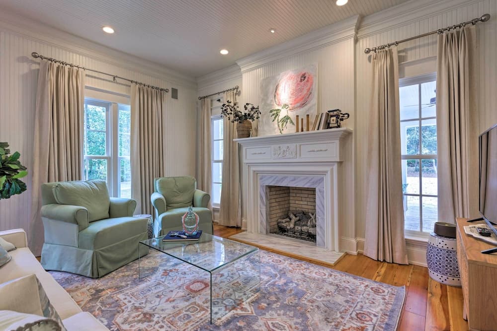 Luxe Fairhope Home w/ Covered Patio: Walk to Bay