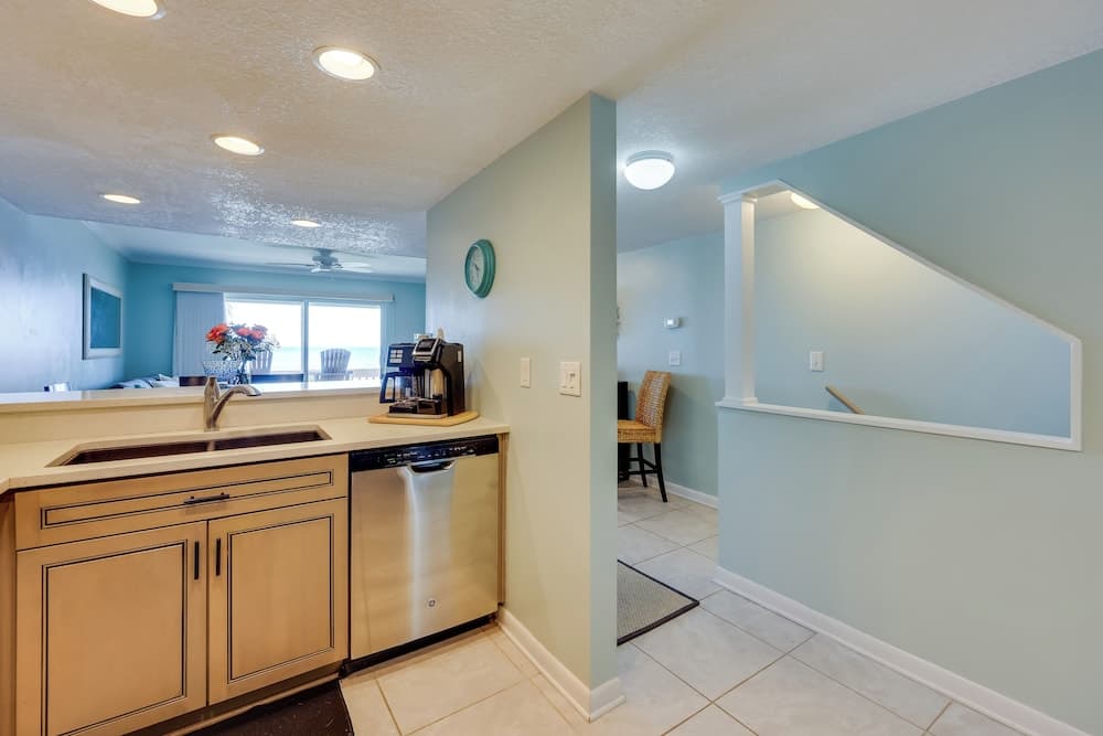 Beachfront St Augustine Condo w/ Pool Access