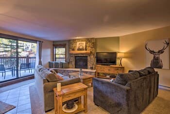 Ski-in/out Breck Condo: Short Walk to Main Street!