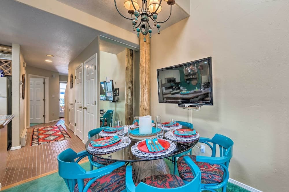 Eclectic Home w/ Deck: 4 Miles to Ski Cloudcroft!