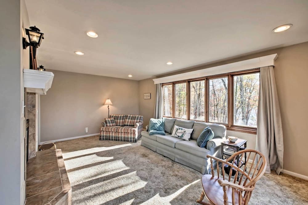 Chickamauga Lake Vacation Rental w/ Boat Dock!