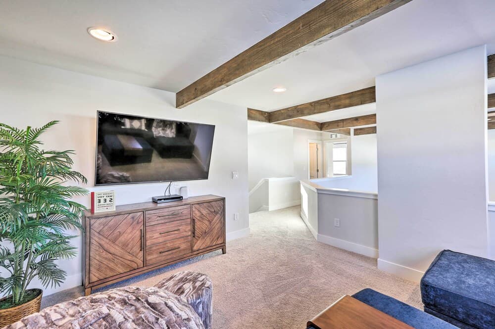 Hike & Ski: Stunning Home w/ Hot Tub in Granby!