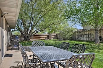 Family-friendly Cedar City Home: Yard + Grill