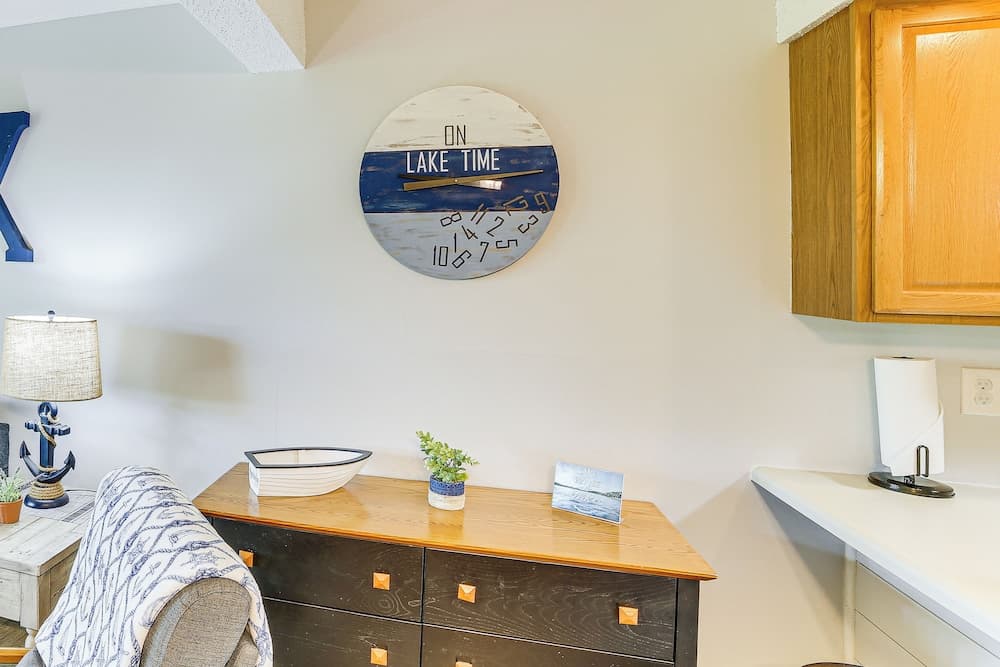 2 Mi to Silver Dollar City: Reed Springs Condo