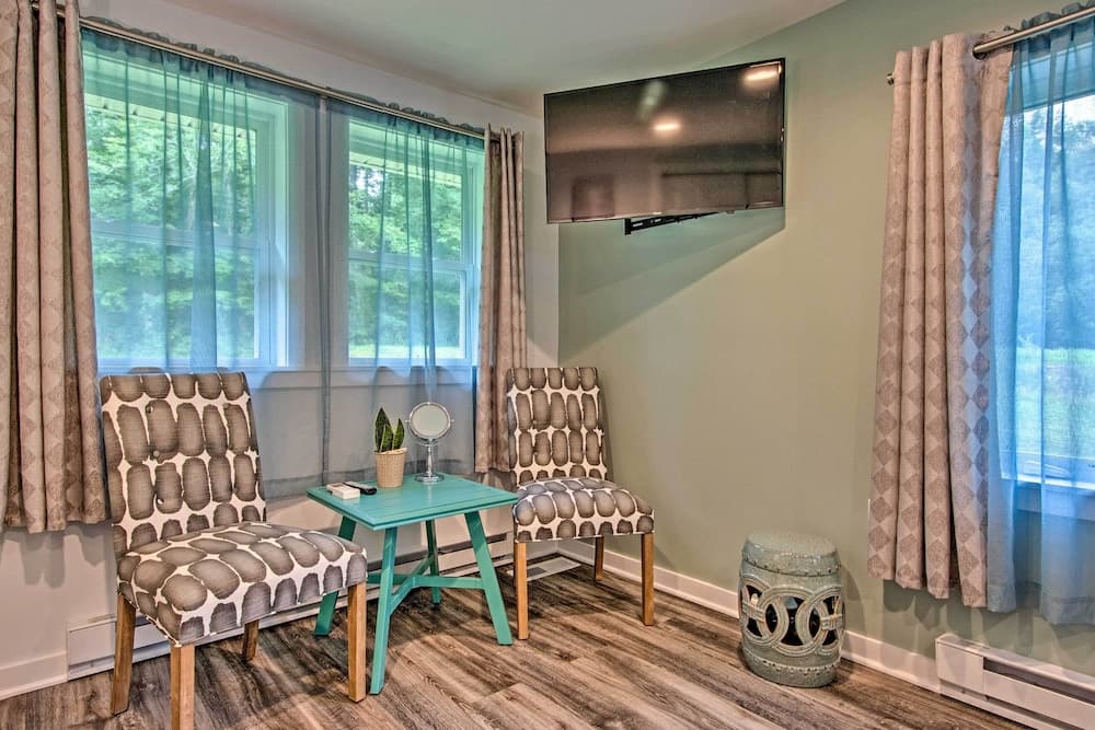 15 Mi to Camelback Resort! 'the Overlook Home'