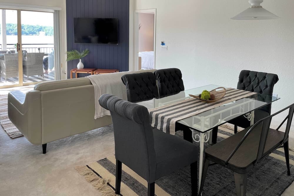 2 Pools, Boat Slip: Waterfront Condo in Lake Ozark