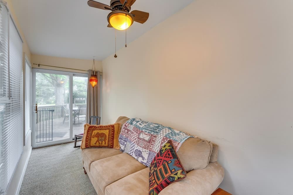 Pet-friendly Home w/ Views of Lake Delavan!