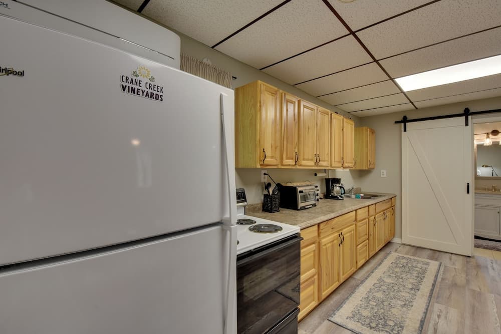 Hayesville Cottage On 20-acre Farm w/ Fish Pond!