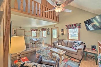 Family Cottage 3 Mi to Higgins Lake State Pk!