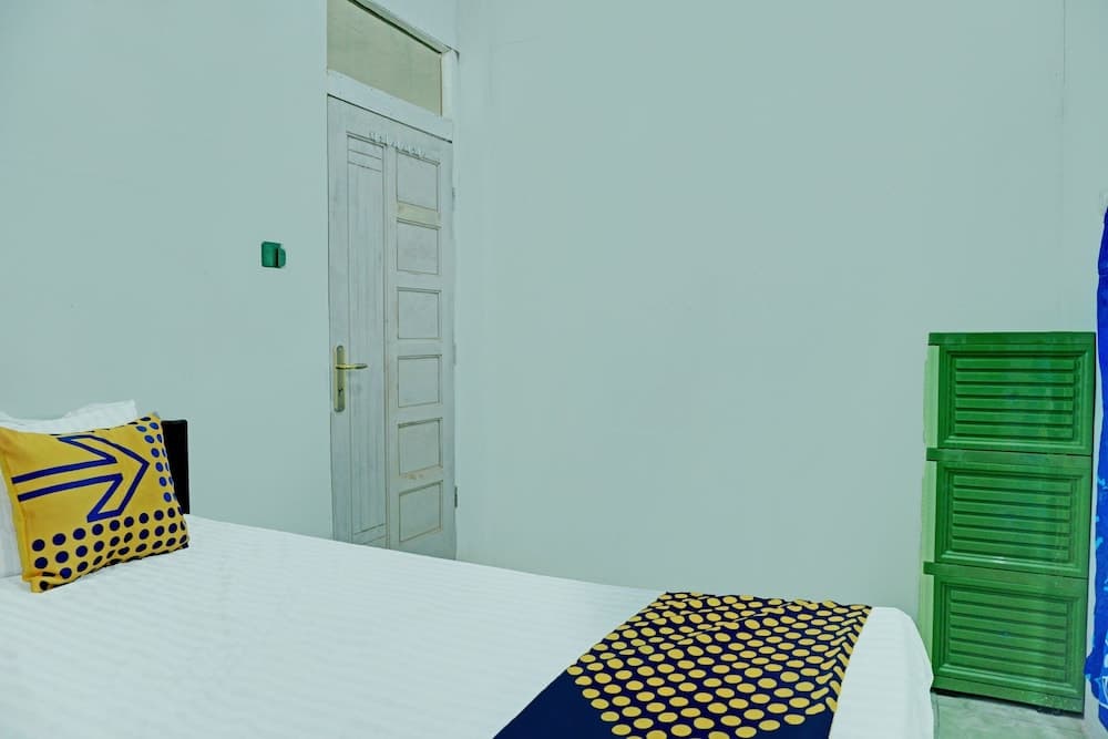 Hotel O Penginapan Indola Near Masjid Al Muhtadin