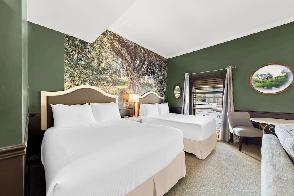 The Arlington Hotel, Bw Signature Collection