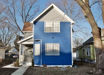 Charming 4 Bedroom House With 2019 Nissan Sentra