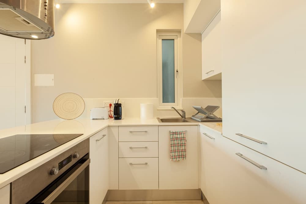 Brand new 1BR in Central Malta