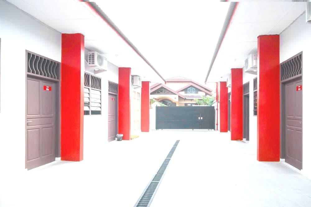 Hotel O Papakoel Guest House