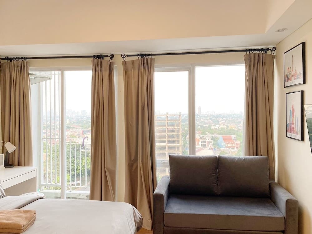 Altiz Apartments at Bintaro by OkeStay