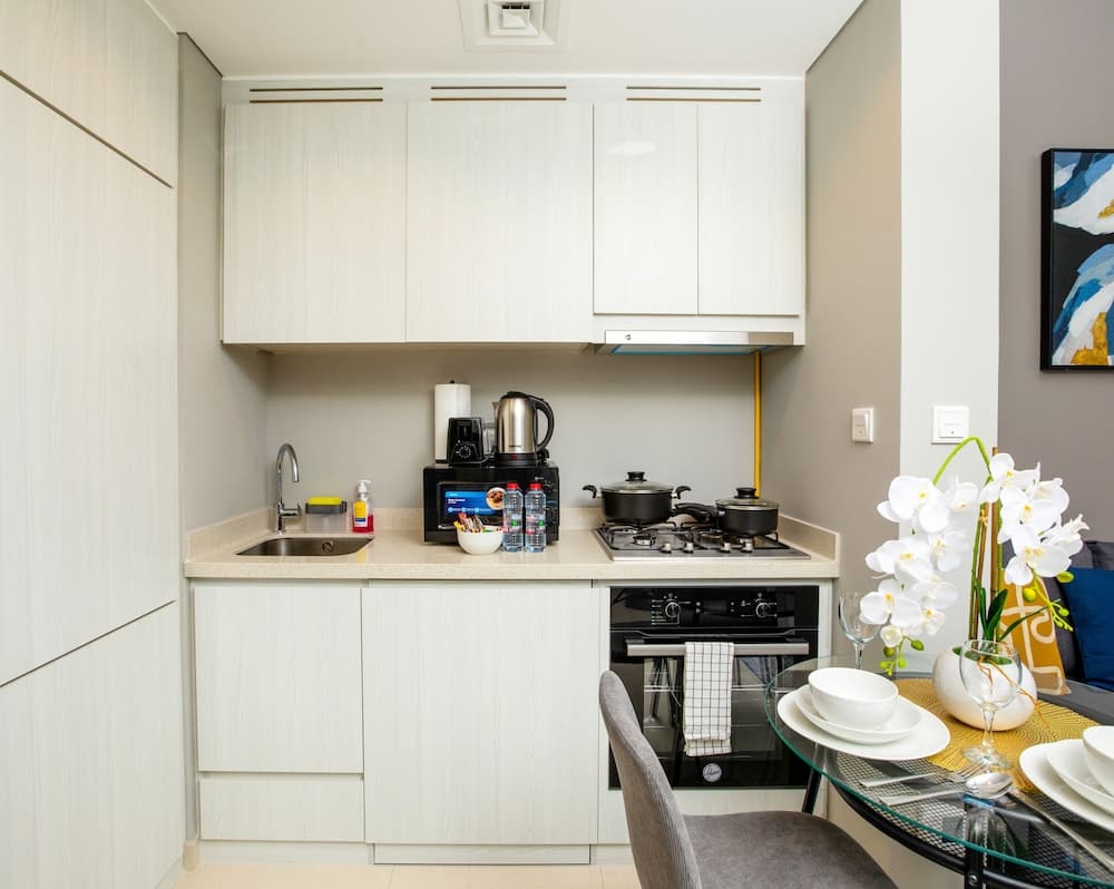 Tanin - Exquisite 1BR Apt in Zada Tower with Canal Views