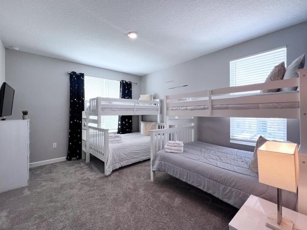 5 Bed 5 Bath South Facing Pool Home Storey Lake 5 Bedroom Home by RedAwning