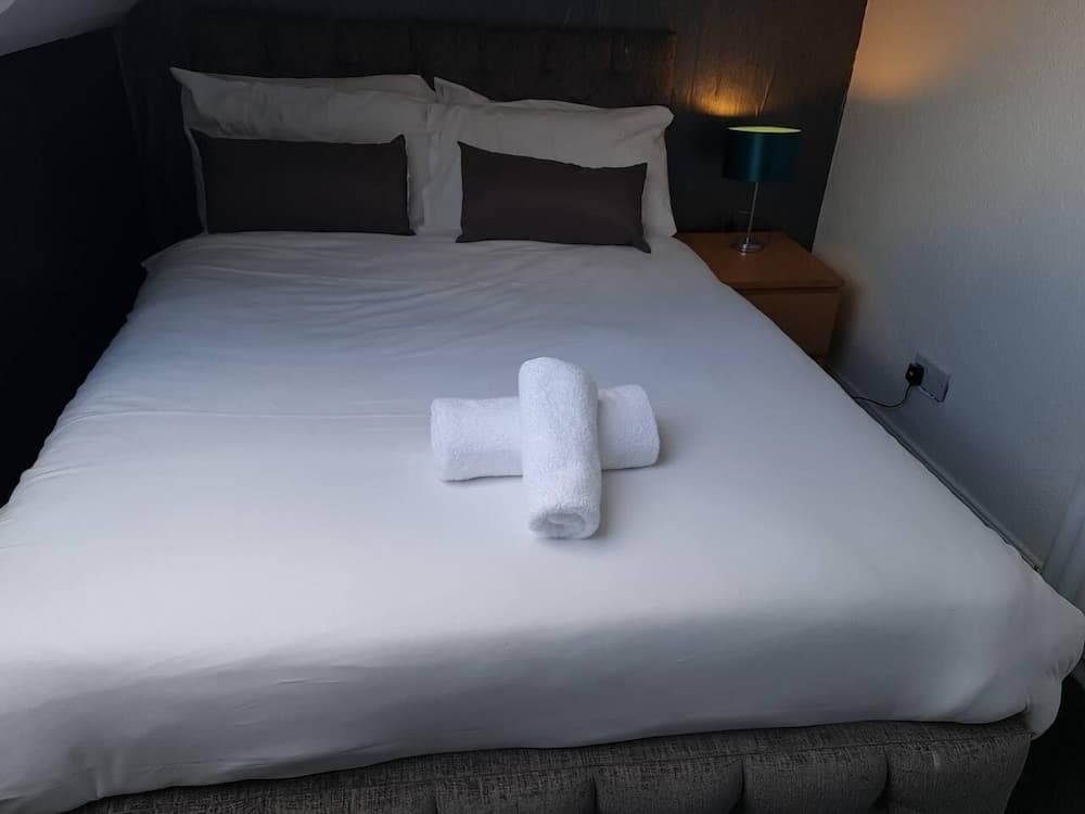 Family, Long Stay, Contractors, Stags and Hens