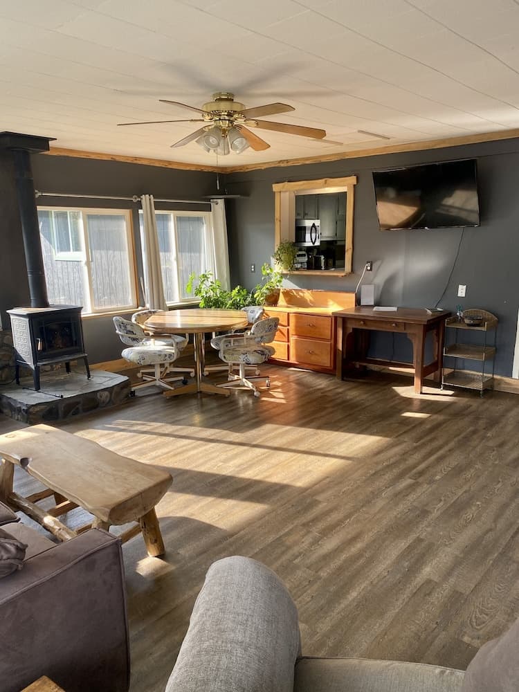 Peaceful Cottage in the Bitterroot