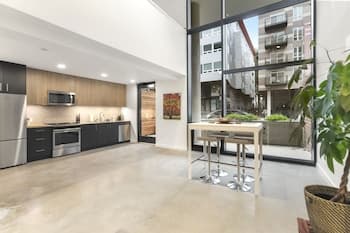 Urban Loft in Redmond Core