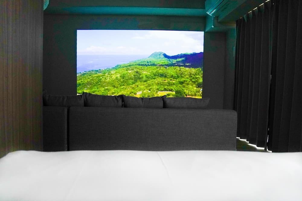 buransiera naha akebono puremisuto 1004