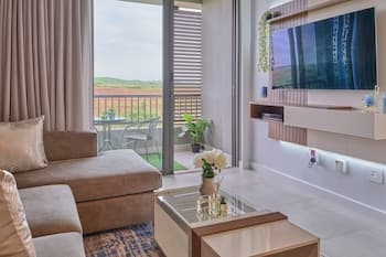 248 Zimbali Lakes Boulevard Suites