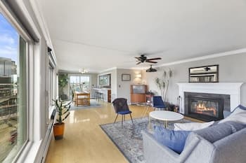 Private Penthouse the heart of Seattle