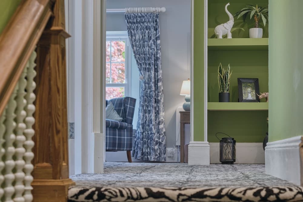 Hill House Country Estate - Princes Gate