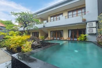 Liliy Guest House Legian