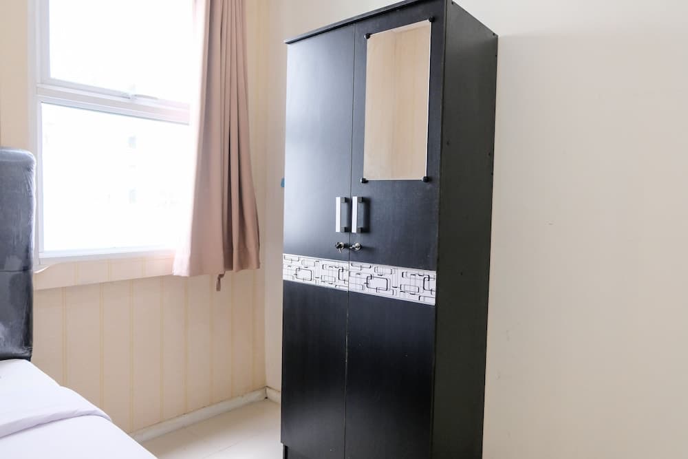 Homey 2Br Apartment At Parahyangan Residence