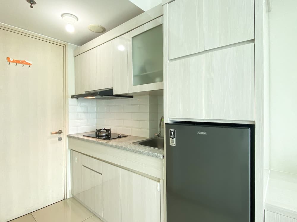 Restful And Simply Studio Springlake Summarecon Bekasi Apartment