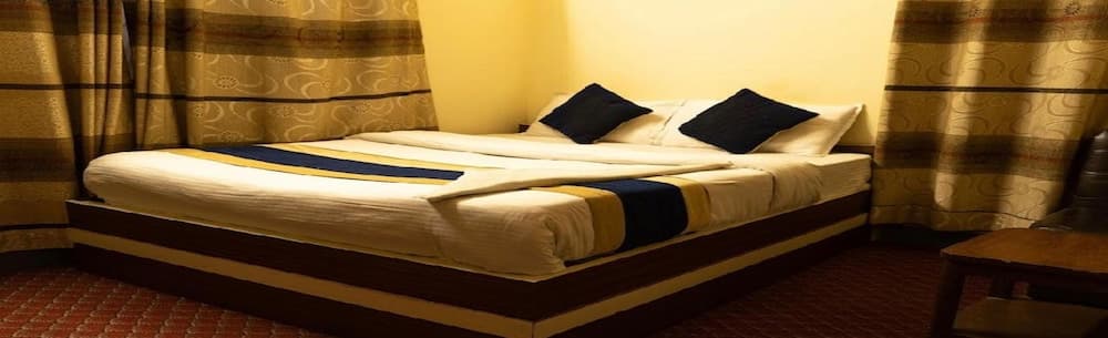 MeroStay 033 Hotel Kusum International