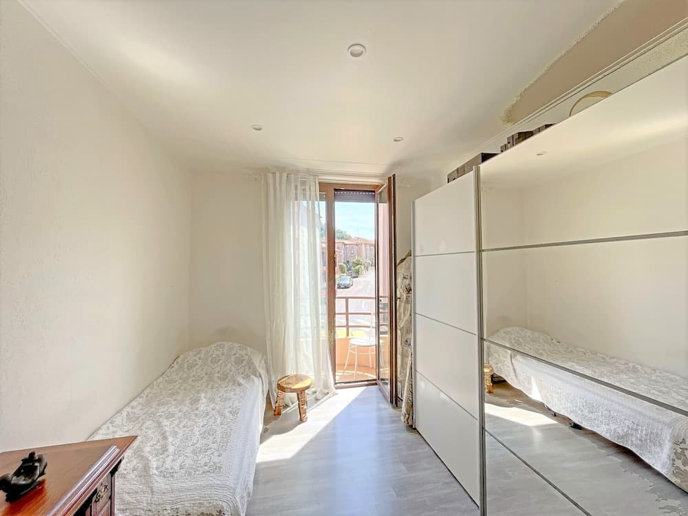 3 BEDR APPARTMENT BEACH ACCES THEOULE