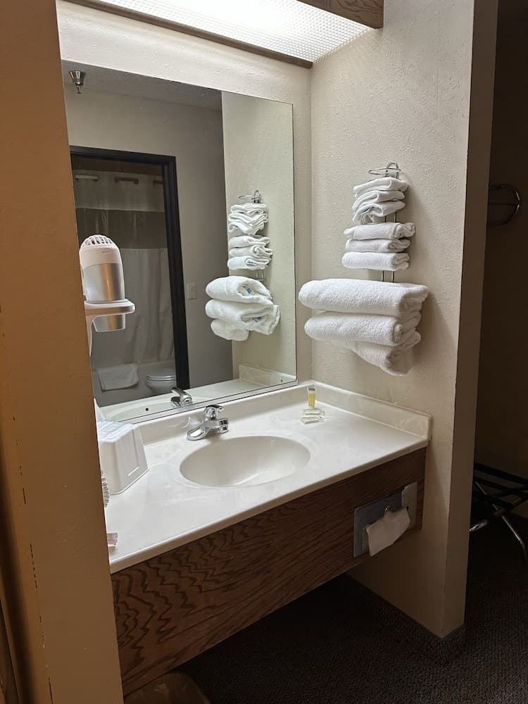 Econo Lodge El Paso, IL