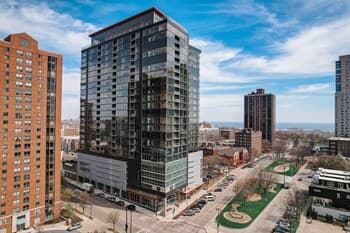 FRONTDESK Ascent Milwaukee Apartments