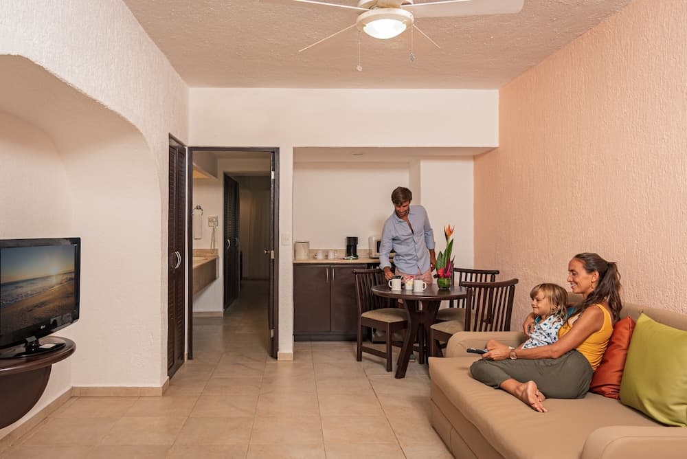 Laguna Suites by Club Sunset