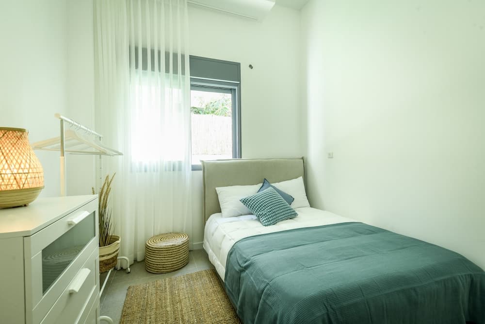 Spacious 3BR Apt w Garden Ramat Hasharon