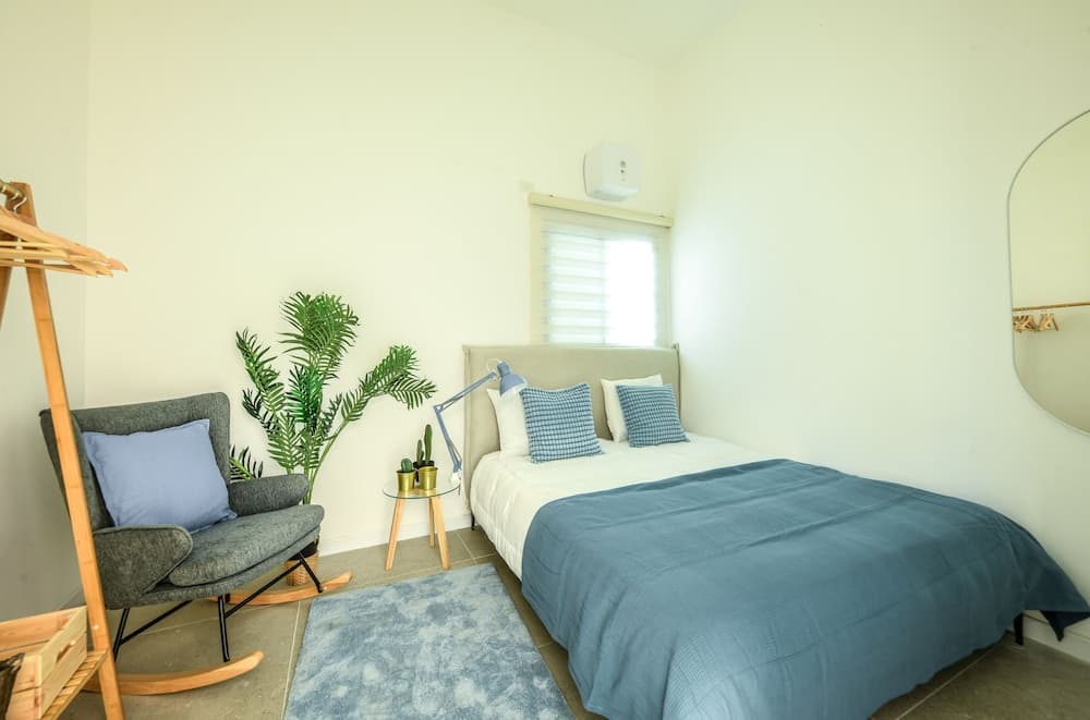 Spacious 3BR Apt w Garden Ramat Hasharon