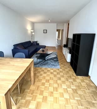 Yooneet Train Station 1BR Cozy Apartment