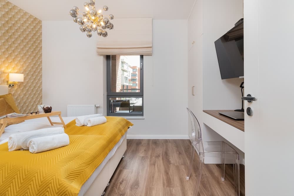 Deluxe Apartment by Renters Prestige