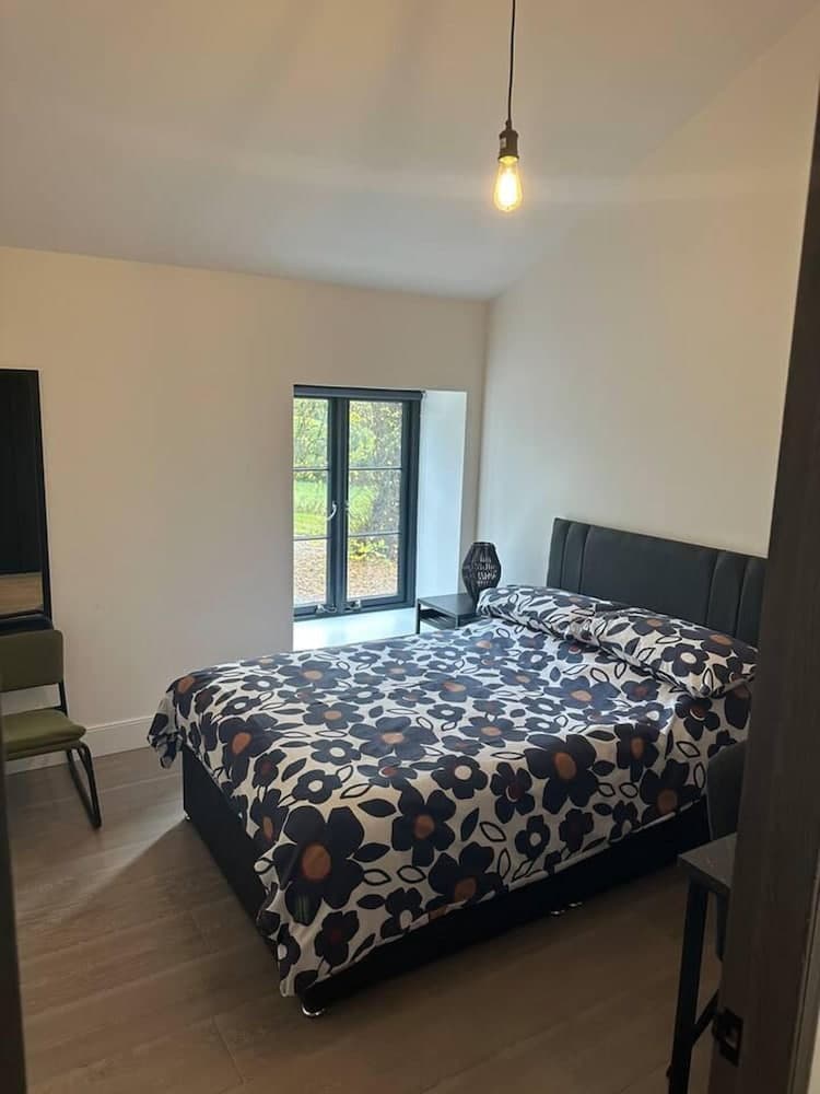 3 Bed Barn - Pets - Smoking - Garden - Parking