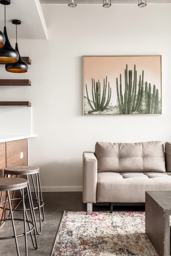 Austin Sensational 1BD 1BA 2nd Street District Apartment